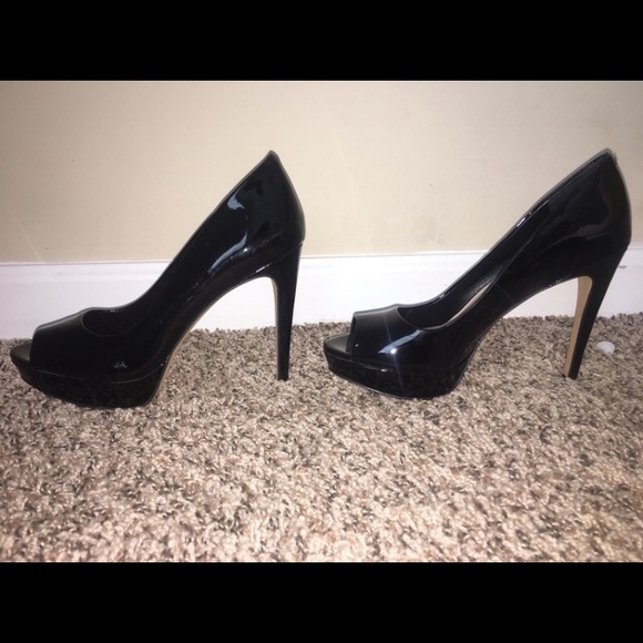 Black Vince Camuto High Heels - Picture 3 of 5